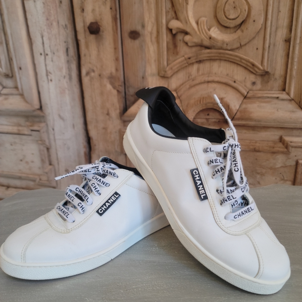 Chanel Weekender Sneakers Trainers Size 38